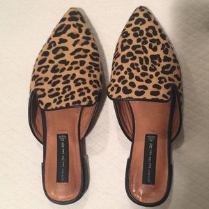 Steven by Steve Madden leopard valent mules size 9